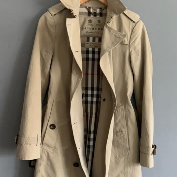 Authentic Burberry trench coat the Sandringham US 8 - Picture 4 of 12